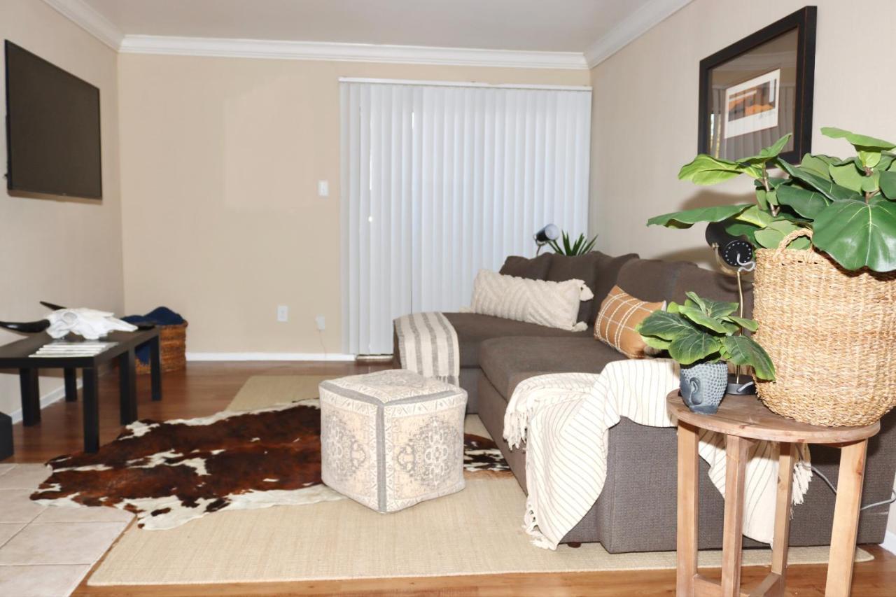 Chic Boho Cottage -Self Check In, Fully Furnished, & Free Parking Houston Extérieur photo