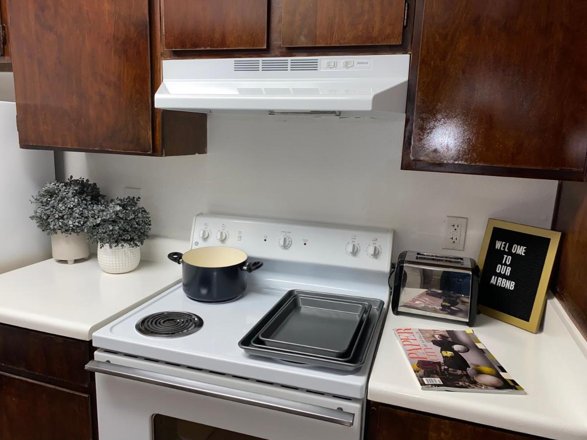 Chic Boho Cottage -Self Check In, Fully Furnished, & Free Parking Houston Extérieur photo